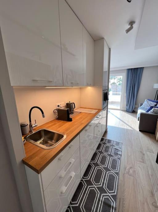 Apartment Jane Malibu Park アデヘ エクステリア 写真
