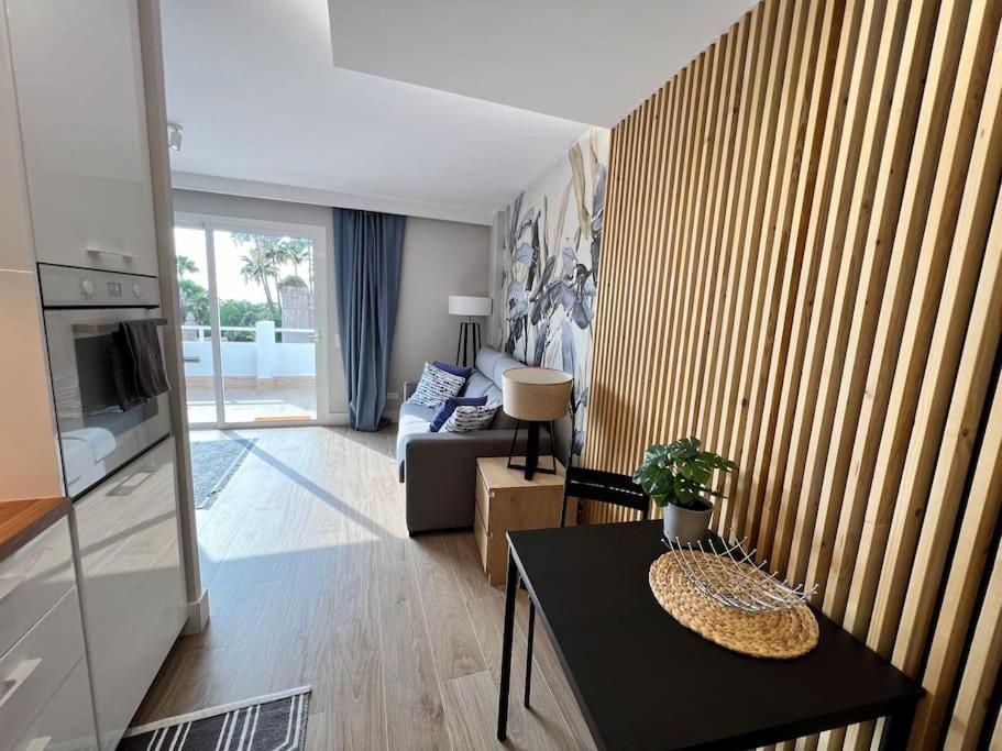 Apartment Jane Malibu Park アデヘ エクステリア 写真